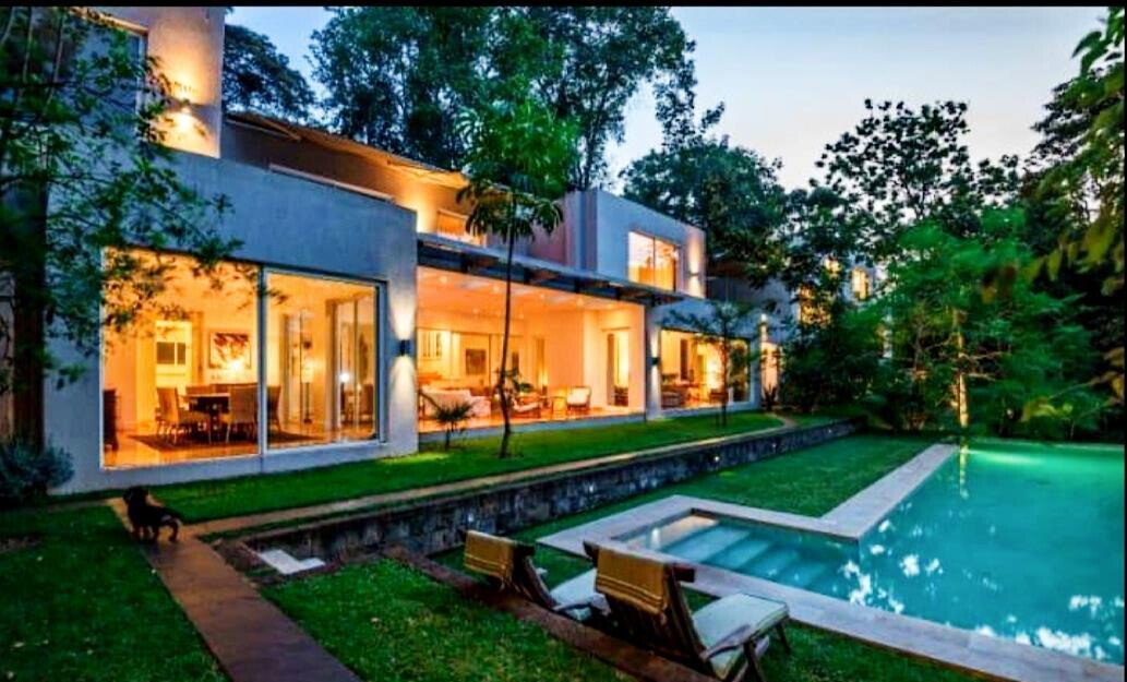 Ambassadorial 4-Bed on 0.5 Acres with Indoor Pool & Karura Views - Muthaiga