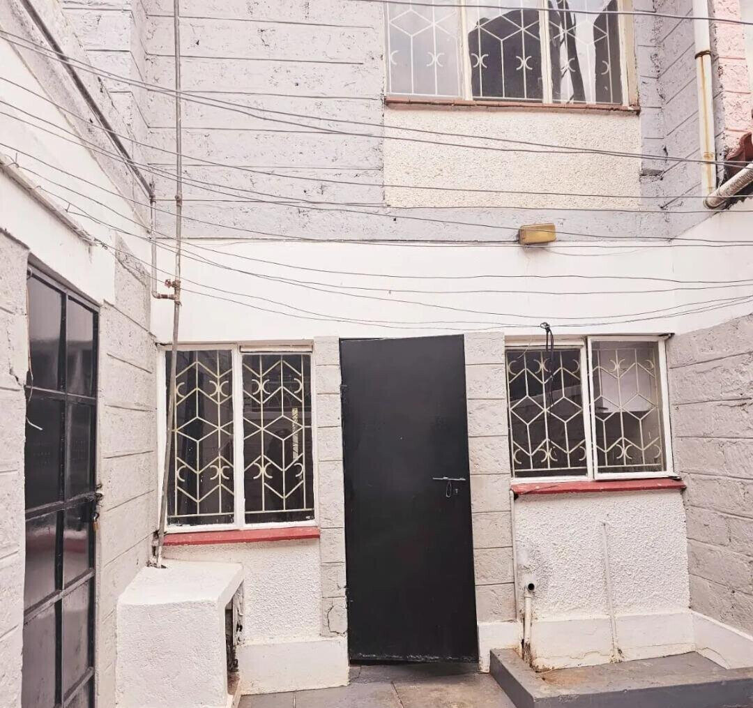 3BR Townhouse with DSQ & Secluded Estate - Lavington