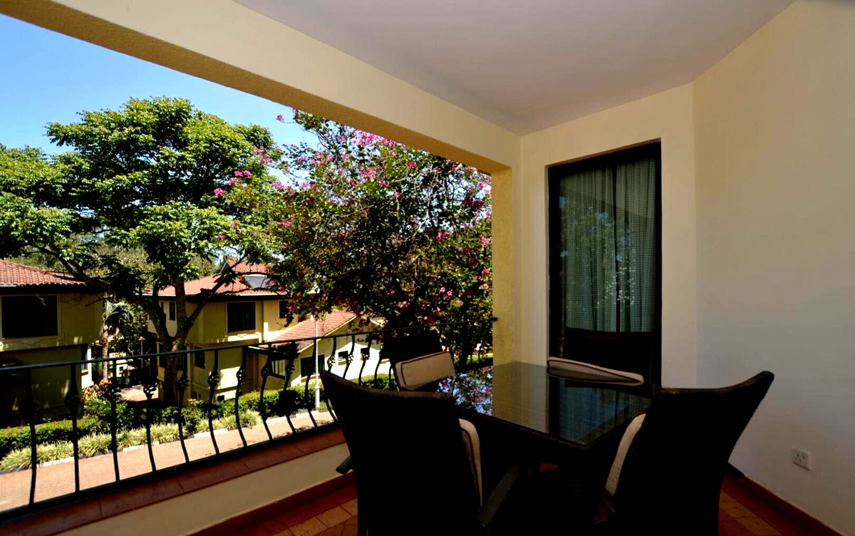 3BR Townhouse in Kyuna – Heated Pool, Gym & Tennis Court