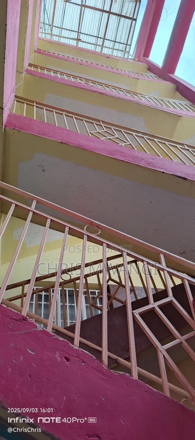 Furnished 1bdrm Block of Flats in Thika Road Waitethia for sale