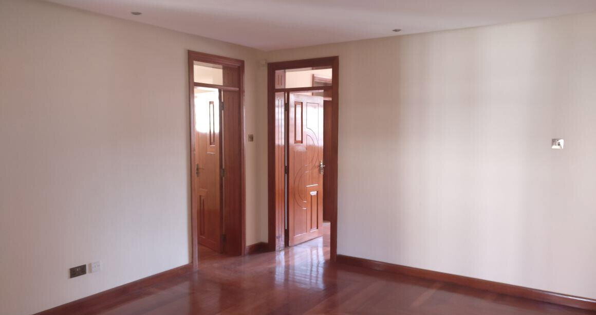 7-Unit Gated Townhouse with Private Garden - Lavington