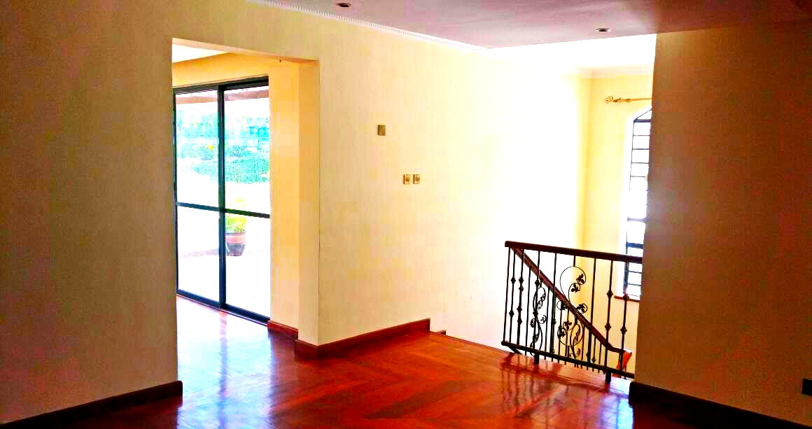 7-Unit Gated Townhouse with Private Garden - Lavington