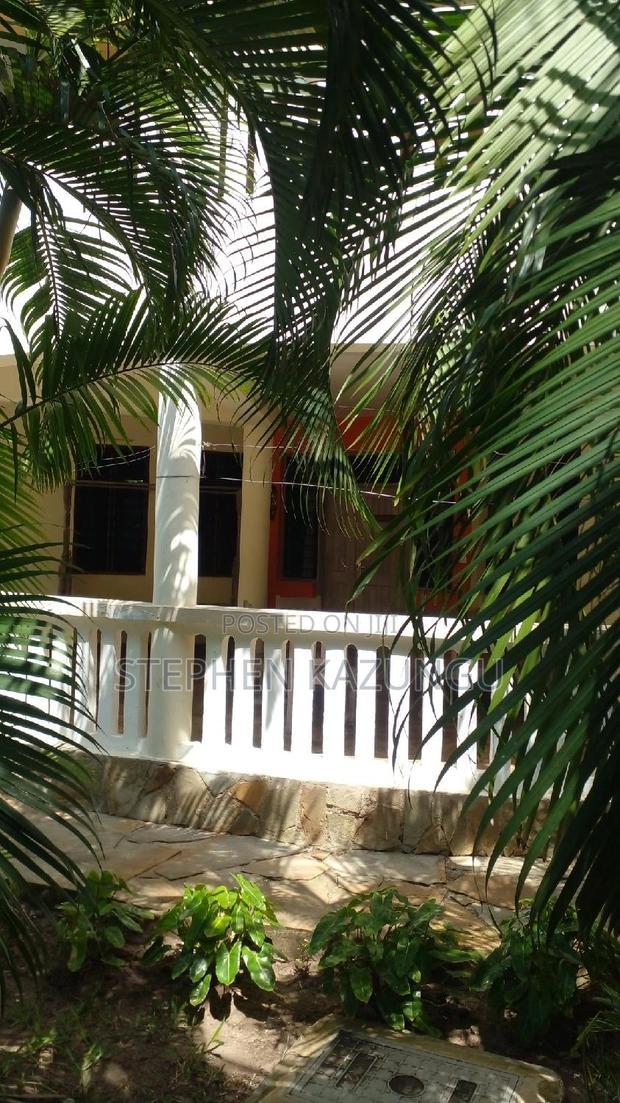 Furnished 2bdrm House in Golf &amp; Living, Ukunda for rent