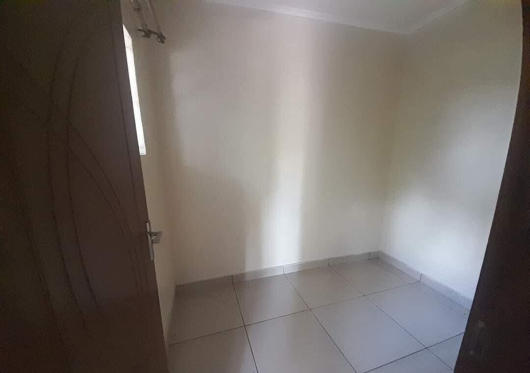 1/8 Acre 3BR Haven with Garden at KSh 40K