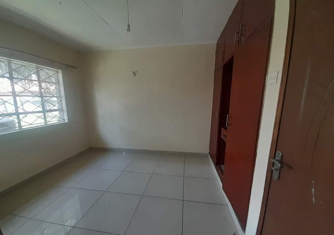 1/8 Acre 3BR Haven with Garden at KSh 40K