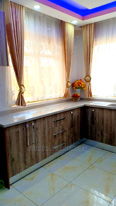 3bdrm Maisonette in Bombolulu for sale - Image 6