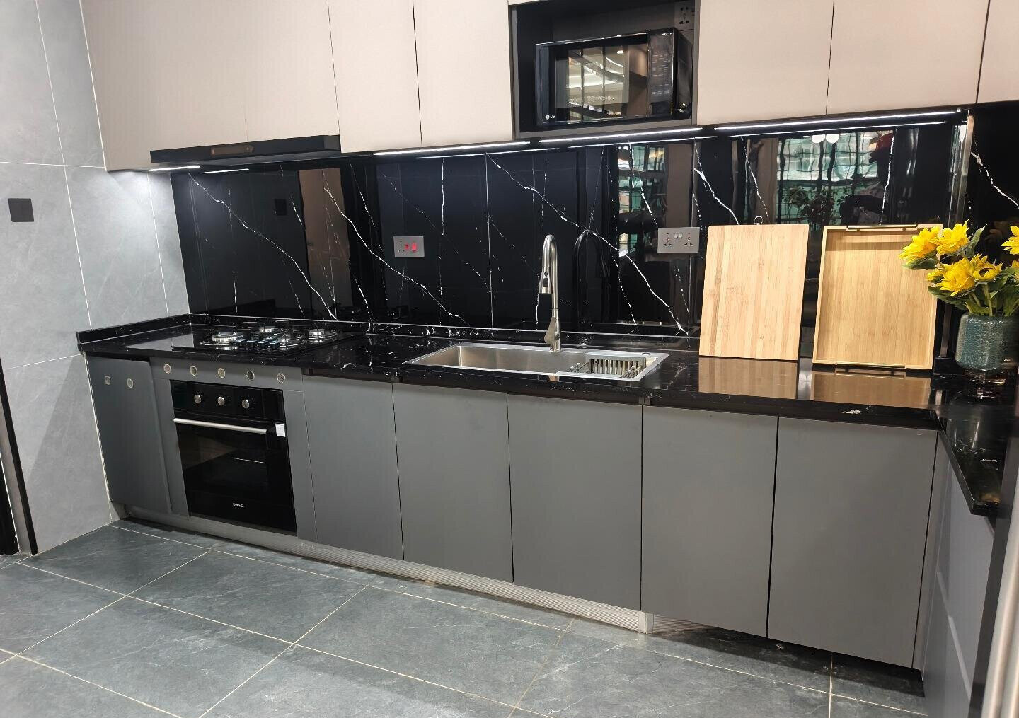 3BR En-Suite with Premium Finishes - Westlands