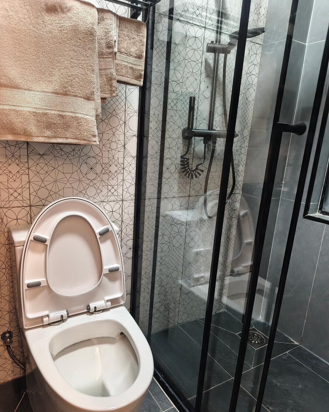3BR En-Suite with Premium Finishes - Westlands