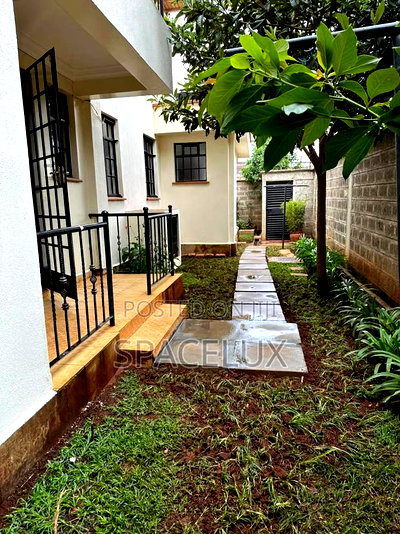 3bdrm Apartment in Lavington Green for rent - Image 5
