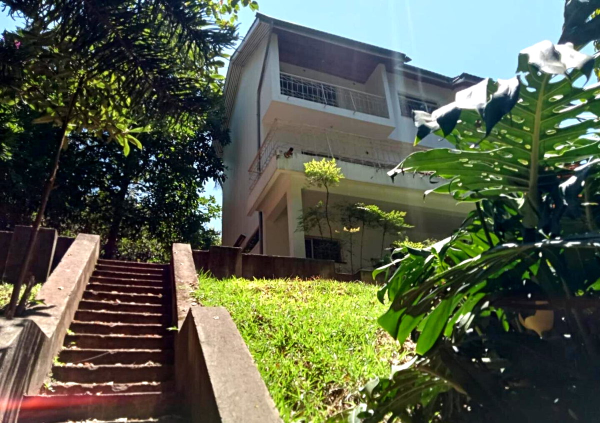 1 Acre Plot with Garden in Westlands