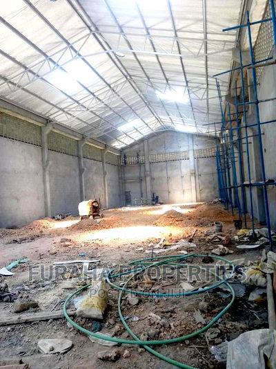 For Sale 10,000 Square Feet Ware House - Image 6