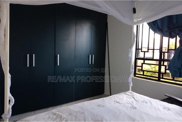 4bdrm Mansion in Gateway Mall Area for sale