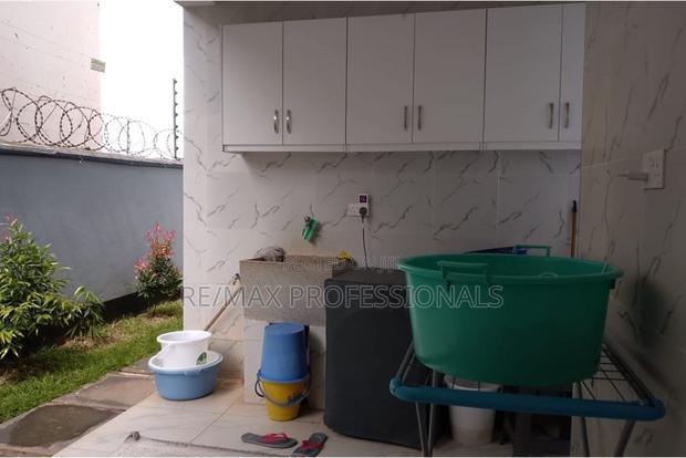 4bdrm Mansion in Gateway Mall Area for sale