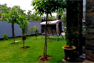 4bdrm Mansion in Gateway Mall Area for sale - Image 15