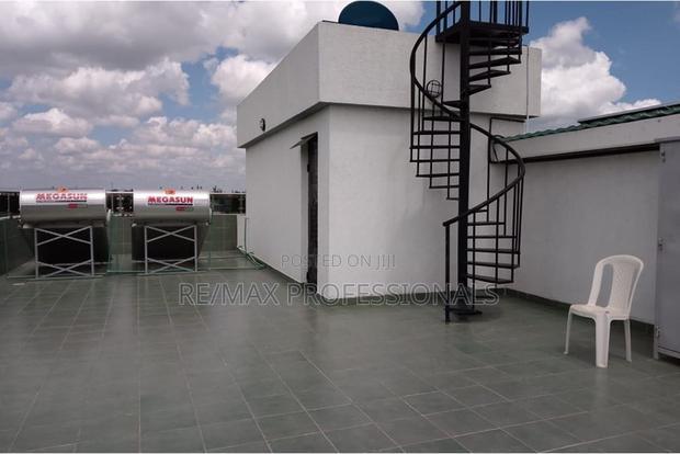 4bdrm Mansion in Gateway Mall Area for sale