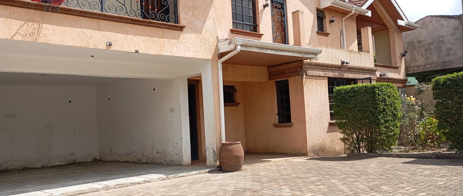 Modern 4-Bed Townhouse in Karen Plains – Family Ready