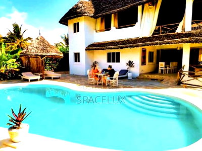 6bdrm Villa in Watamu for sale - Image 2