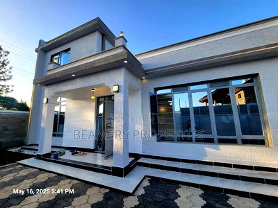 4bdrm Maisonette in Mugutha Kiganjo Road, Ruiru for sale - Image 3