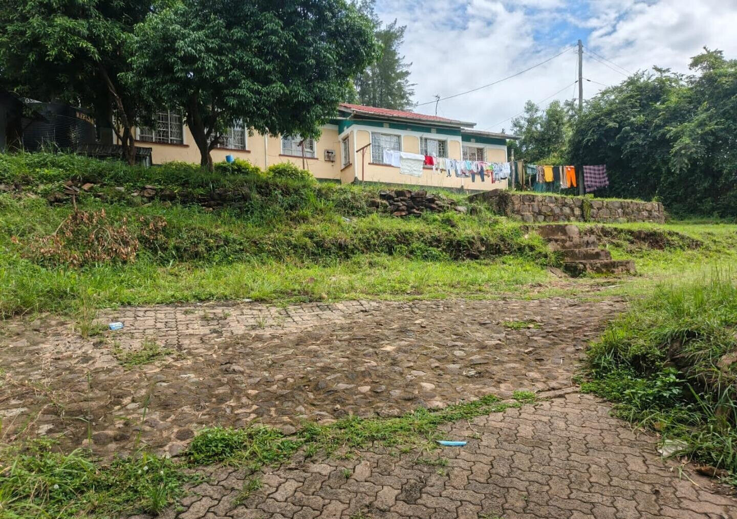 4BR Townhouse with Lake Views & Rental Income - Riat, Kisumu