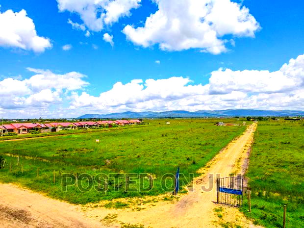 500m Off Kangundo Rd in Kantafu!