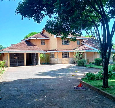 0.18 Acre 4BR Home with Garden