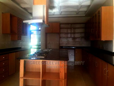 4bdrm Villa in Karen for sale - Image 2