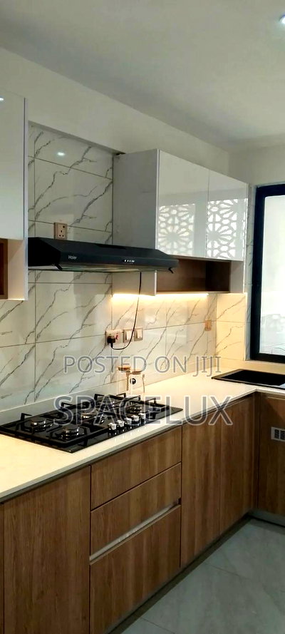 4bdrm Apartment in Parklands for sale - Image 7