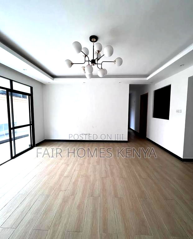 3bdrm Apartment in Valley Arcade, Lavington for sale