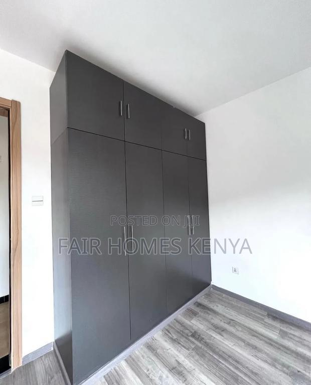 3bdrm Apartment in Valley Arcade, Lavington for sale