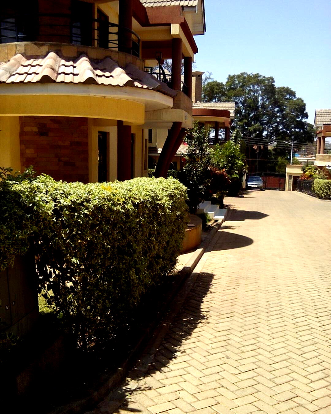 5-Ensuite Townhouse with Study & Family Room - Lavington