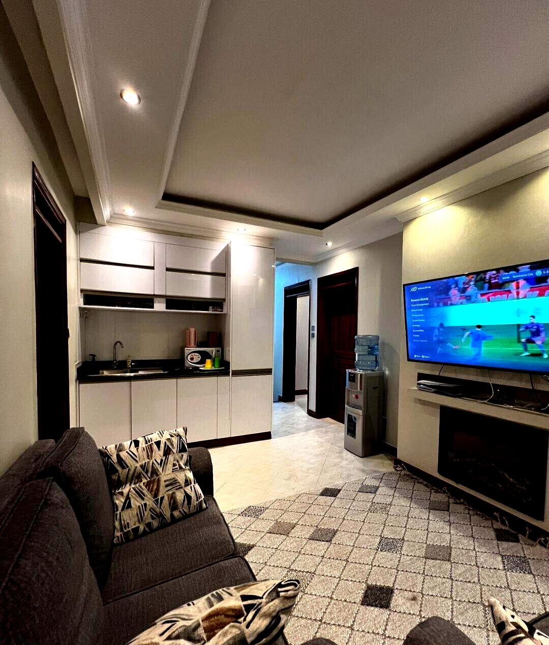 4-Ensuite Townhouse Steps from Valley Arcade - Lavington