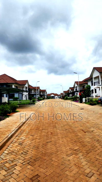 4bdrm Townhouse / Terrace in New Runda, Kiambu / Kiambu for rent - Image 2