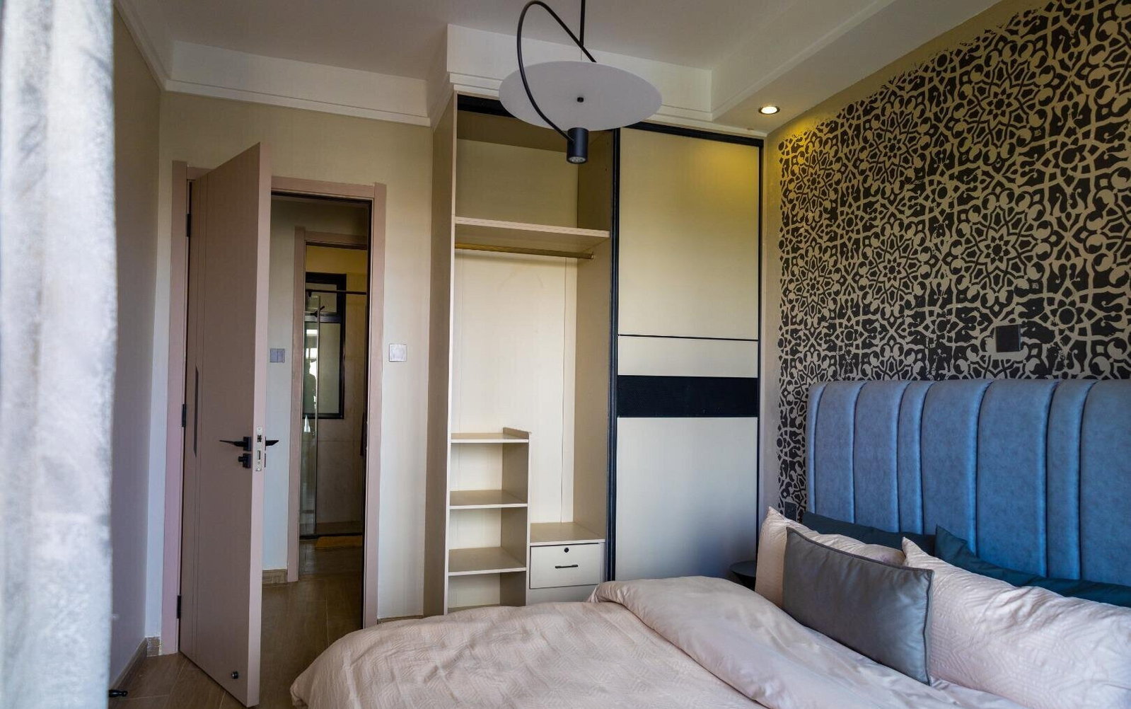 Mini 1BR at Oak Breeze, 1-Min Walk to TDB Tower - Kilimani