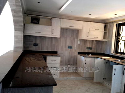 4bdrm Mansion in Thome for rent - Image 2