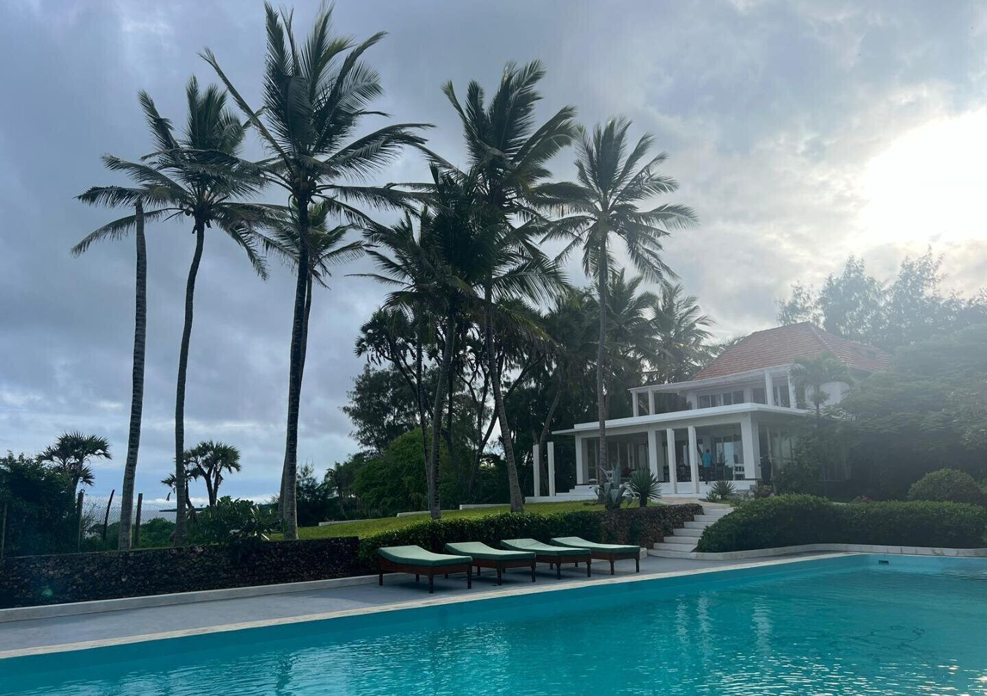 1.8-Acre Beachfront Townhouse with Guest Wing – Malindi