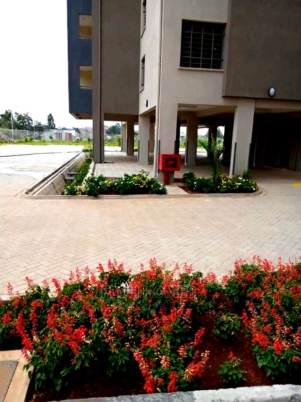 3bdrm Apartment in Kasarani for rent