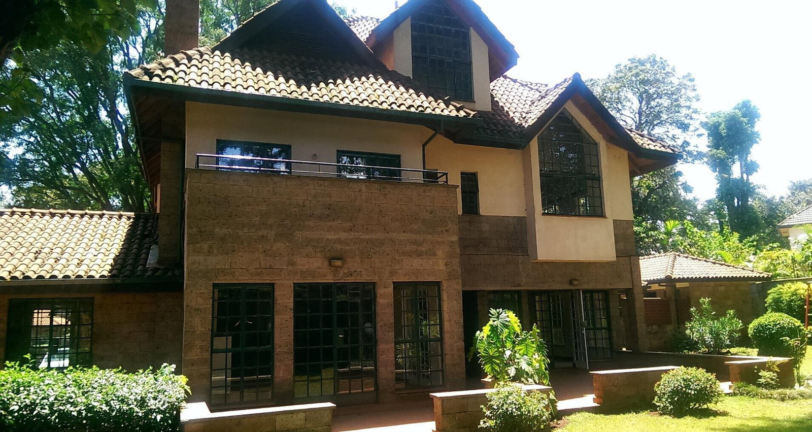 0.15 Acre 5BR Haven at KSh 350K