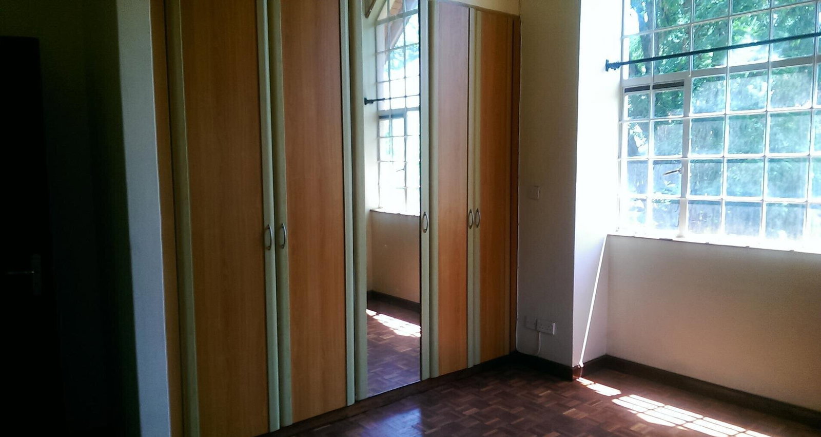 0.15 Acre 5BR Haven at KSh 350K