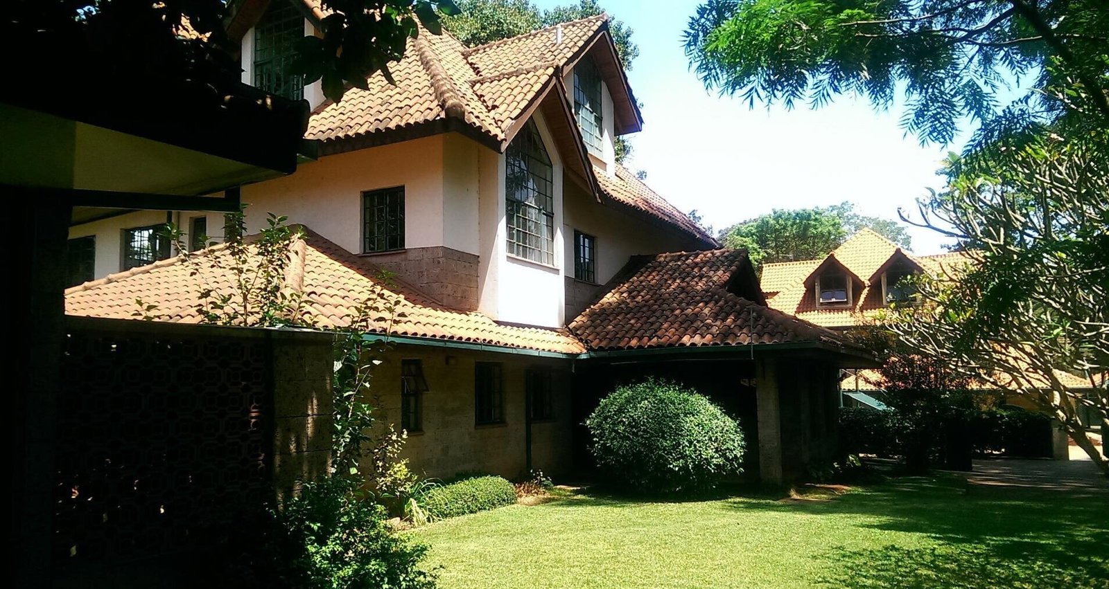 0.15 Acre 5BR Haven at KSh 350K