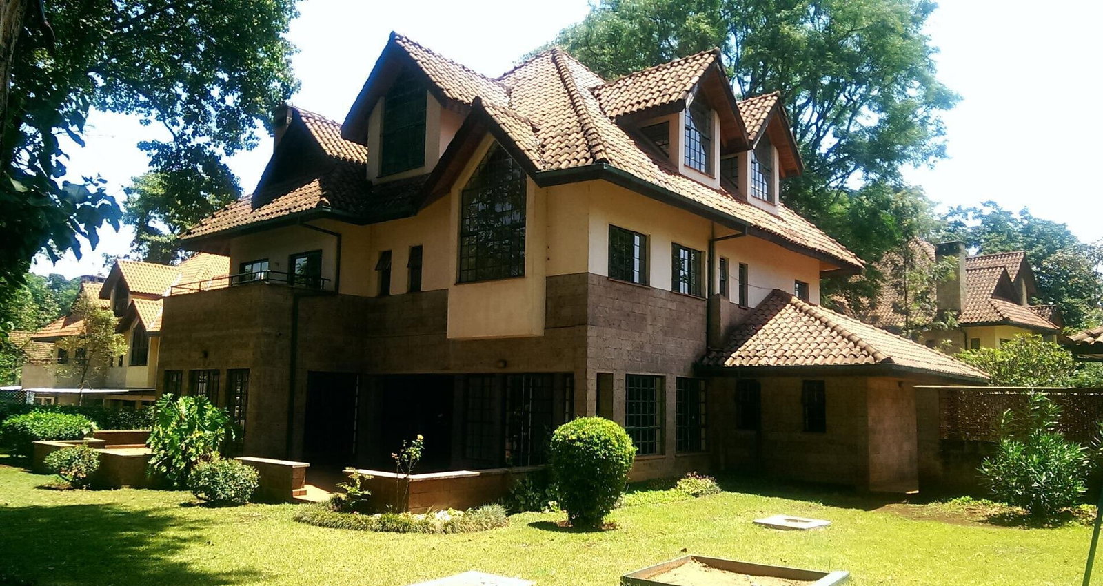 0.15 Acre 5BR Haven at KSh 350K