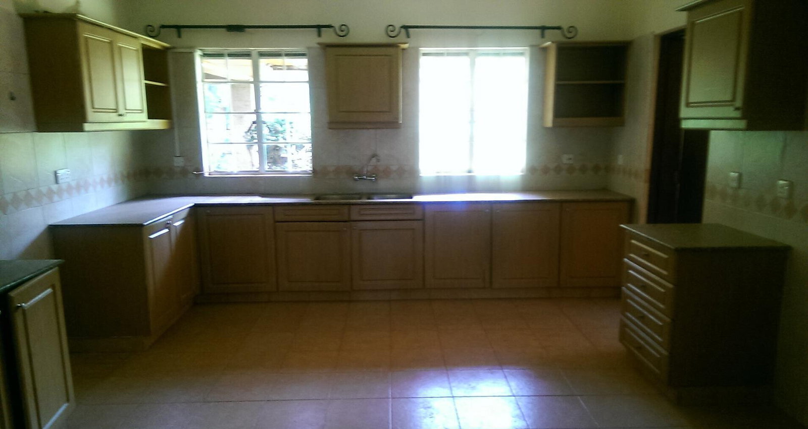0.15 Acre 5BR Haven at KSh 350K