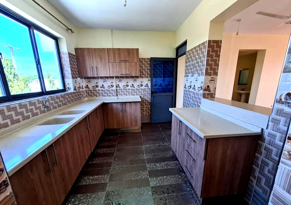 Family 3BR with Play Area & Borehole - Nyali, Mombasa