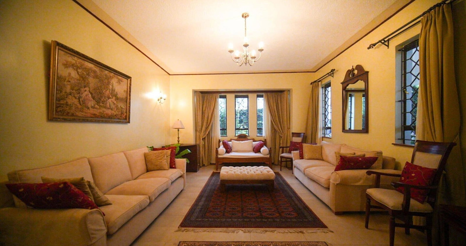 4BR Townhouse with DSQ & Private Garden - Spring Valley