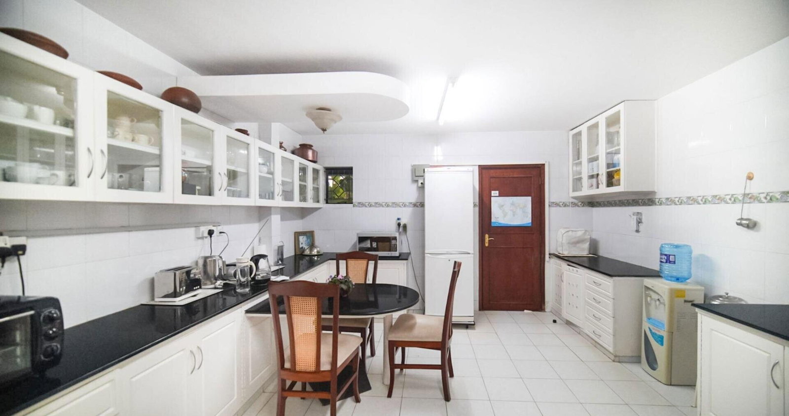 4BR Townhouse with DSQ & Private Garden - Spring Valley