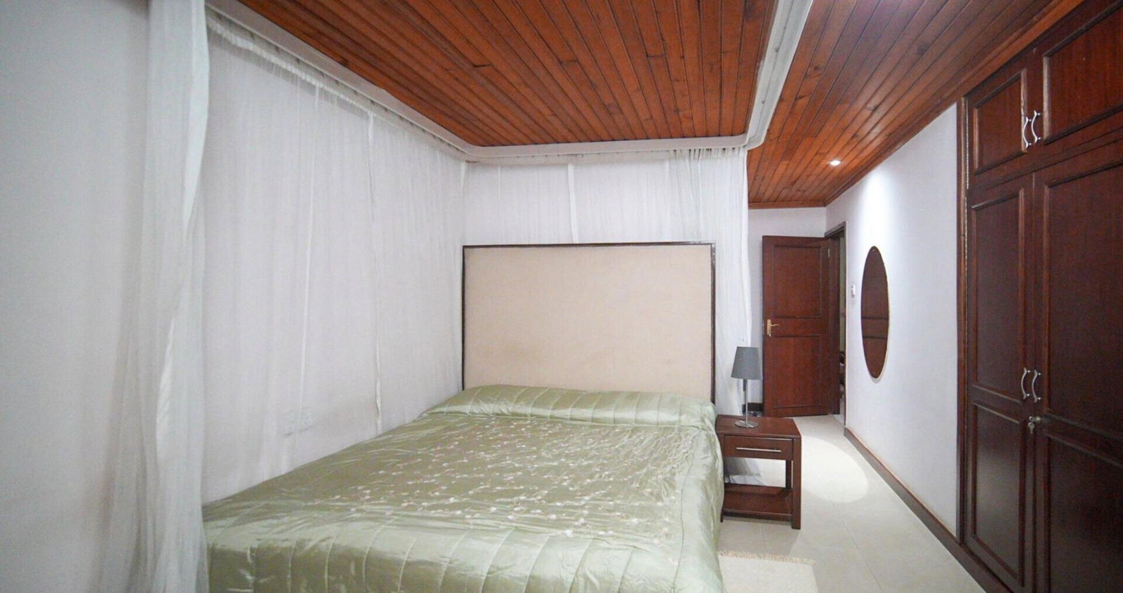 4BR Townhouse with DSQ & Private Garden - Spring Valley
