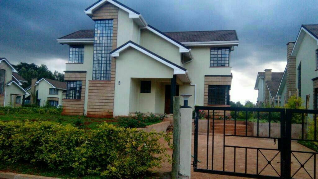 4BR Own Compound Townhouse on Quarter-Acre - Kitisuru