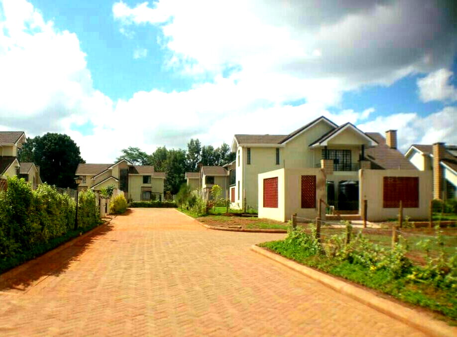 4BR Own Compound Townhouse on Quarter-Acre - Kitisuru