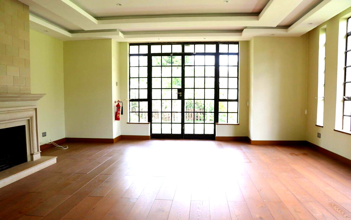1/2 Acre 5BR Haven at KSh 580K