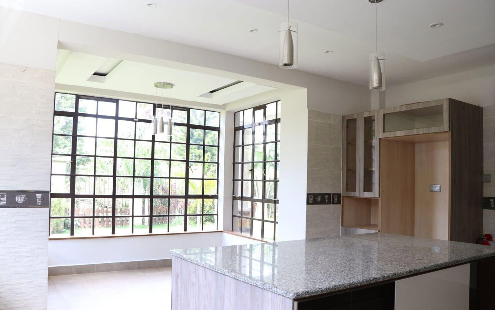 1/2 Acre 5BR Haven at KSh 580K