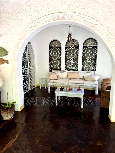 Furnished 4bdrm House in Malindi for sale - Image 9